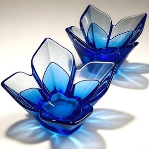 Pair Of Orrefors Sweden Lars Hellston Blue And Clear 4-Petal Glass Lotus Bowls. 